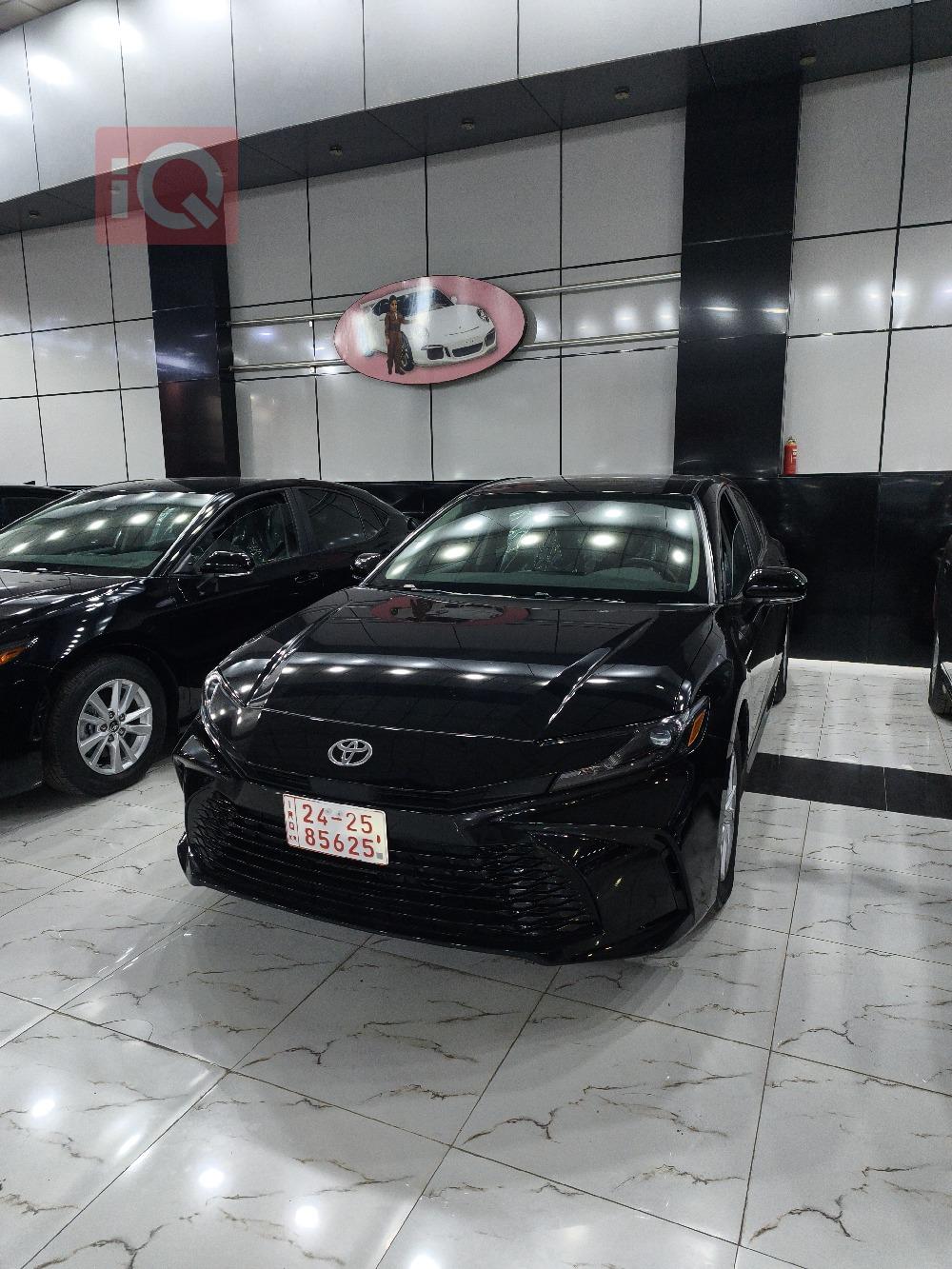 تۆیۆتا کامری